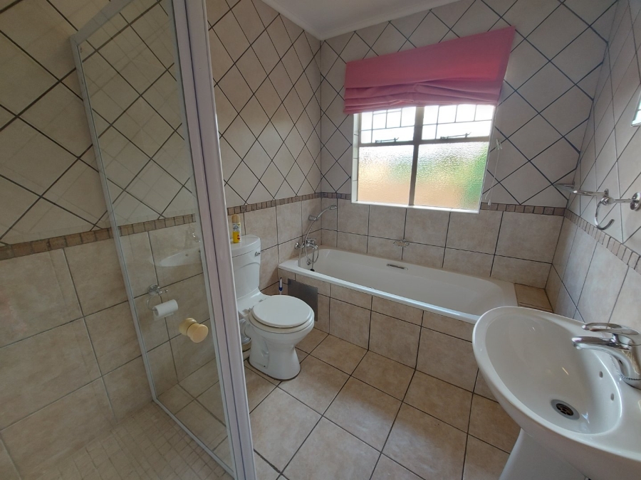 2 Bedroom Property for Sale in Universitas Free State